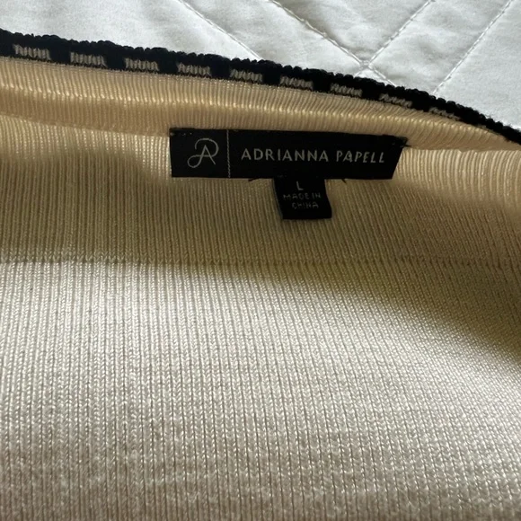 Adrianna Papell Cream and Black Blazer with Relaxed Silhouette - Picture 3 of 4